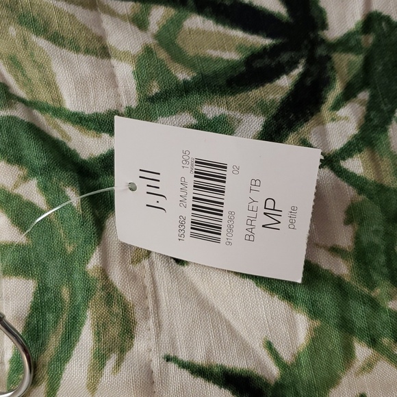 J Jill wide leg linen pant with tropical leaves, size MP - Picture 3 of 6